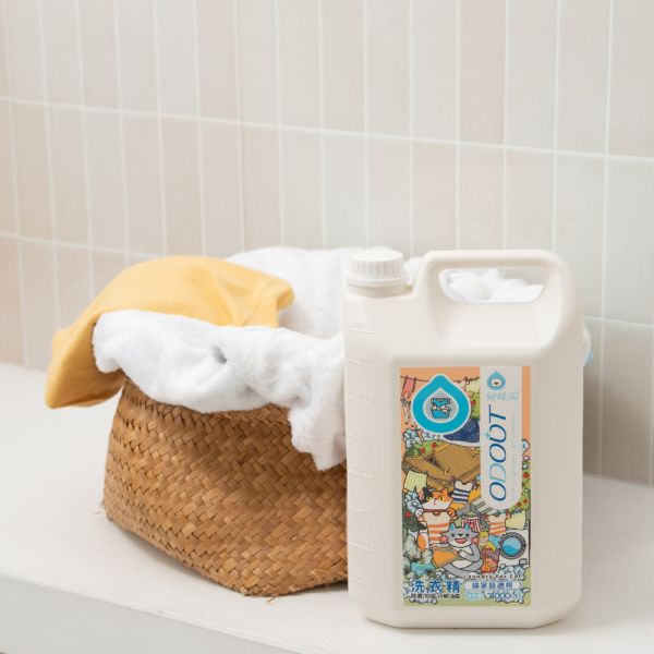 洗衣精(貓家庭適用)4000ML 商品圖 貓貓專用【臭味滾】貓貓洗衣精 深層潔分解油脂